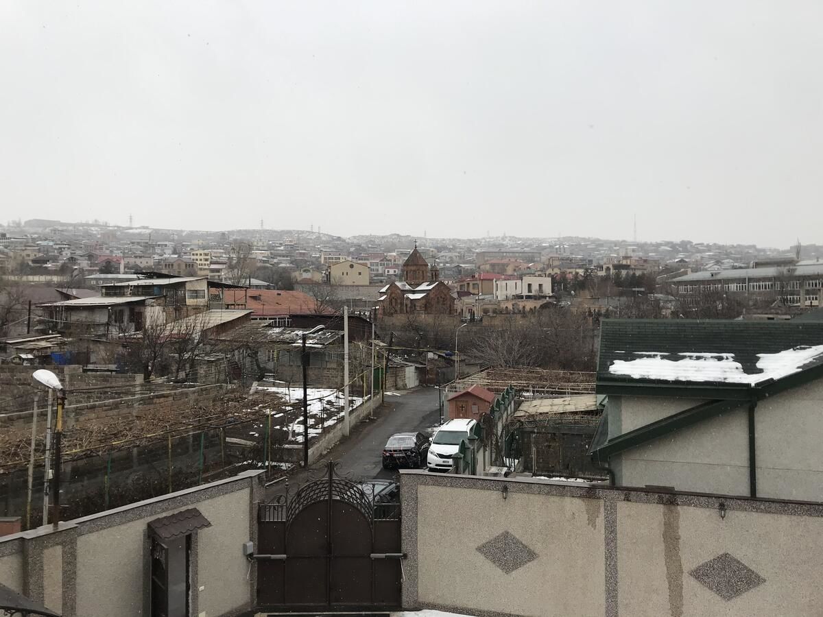 Виллы White Luxury Villa With Swimming Pool In City Center Ереван