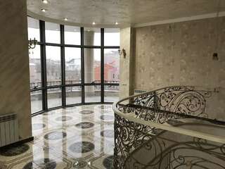 Виллы White Luxury Villa With Swimming Pool In City Center Ереван Вилла-7